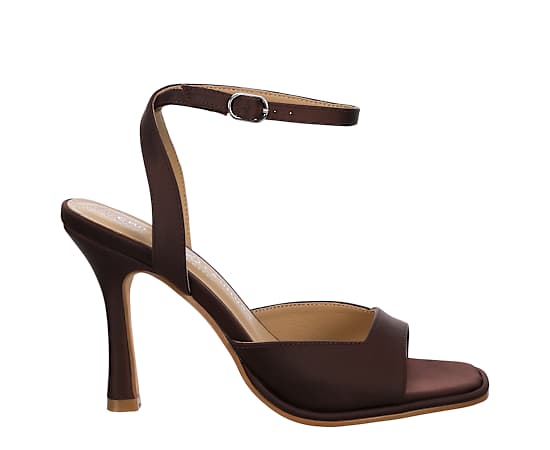 Chinese Laundry Womens Lena Pump